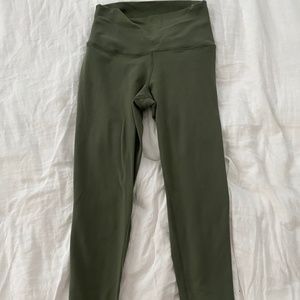 Alo Leggings Green